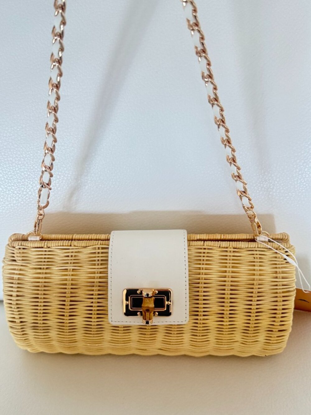 NWT TOMMY BAHAMA WOVEN WICKER SHOULDER BAG CLUTCH PURSE TAN WHITE